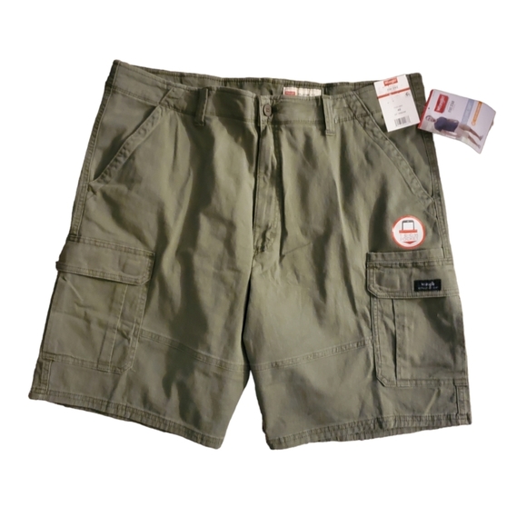 Wrangler NWT Big Men's Relaxed Fit Stretch Cargo Short 002-07 - Picture 9 of 10